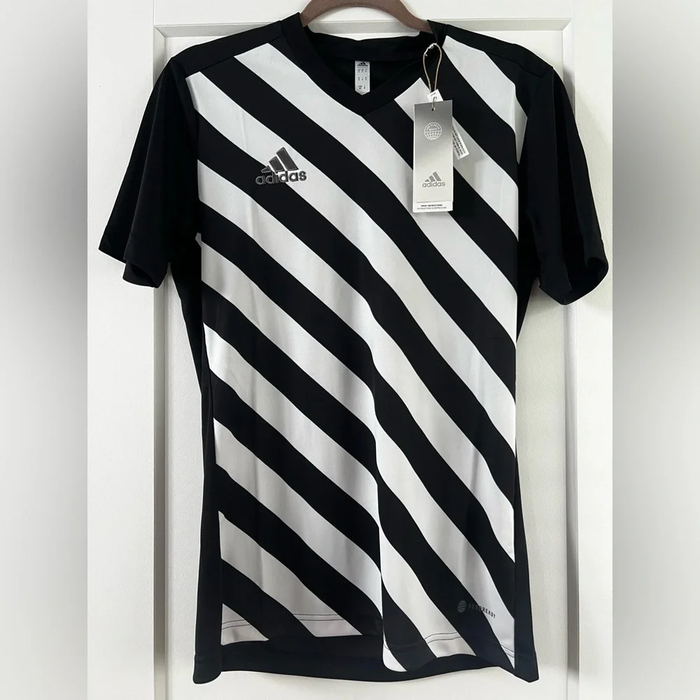 Adidas Soccer Jersey / DryFit Exercise Shirt Black & White NEW - Picture 1 of 6